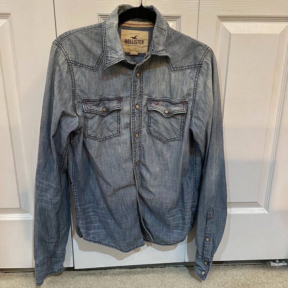 Hollister Mens Button Down Denim Shirt
